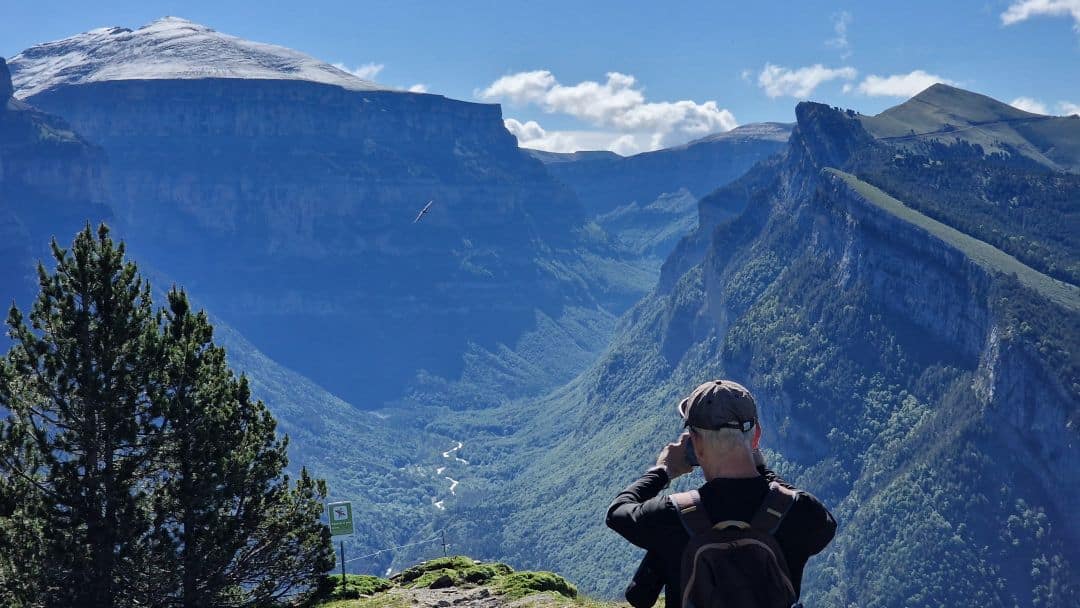 Ruta en 4x4 por el Cebollar en los Pirineos hacia el Mirador del Quebrantahuesos